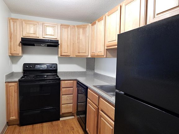 2nd image of 150 Sea St #207AAA