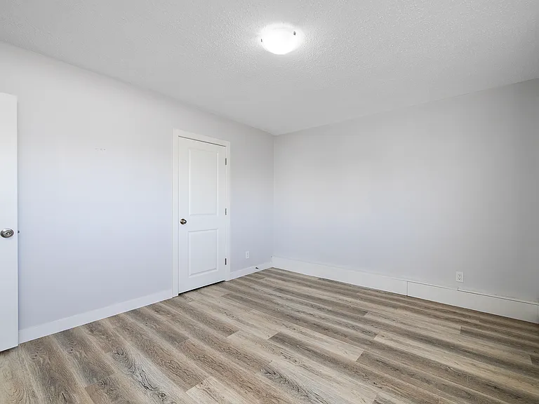 10207 107th Ave NW — Photo 45