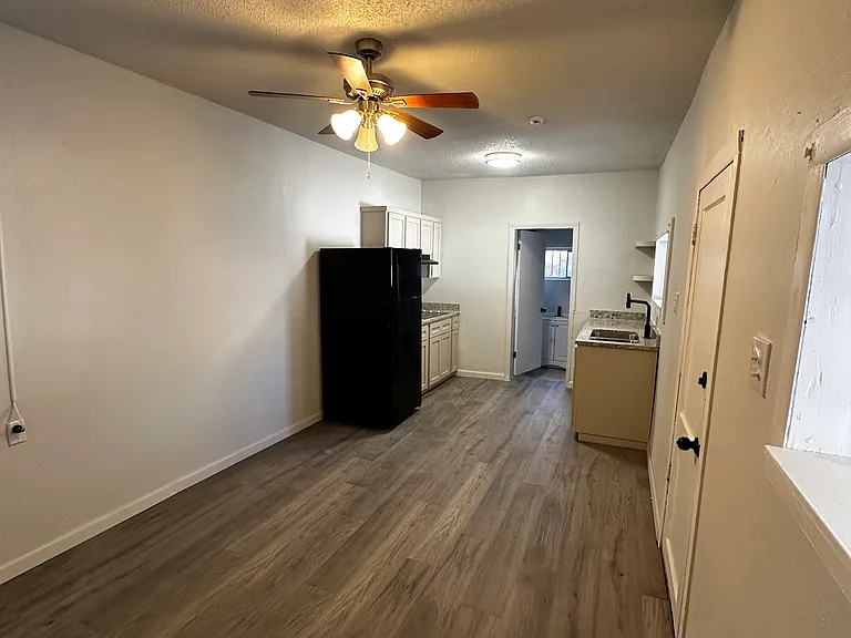 507 E Cliff Dr — Photo 7