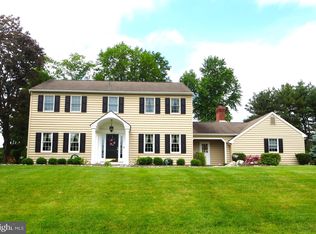 244 Wooden Bridge Rd, Holland, PA 18966