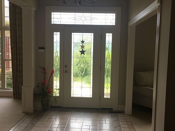 5th image of 145 Chapman View Dr
