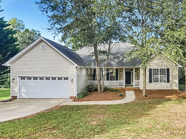 145 Faulkner Cir, Greer, SC 29651