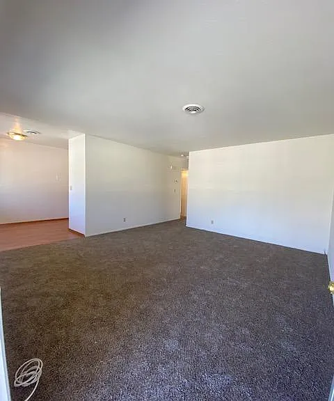 688 Martin St #4 — Photo 8