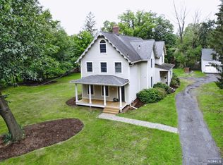 555 Piermont Rd, Demarest, NJ 07627