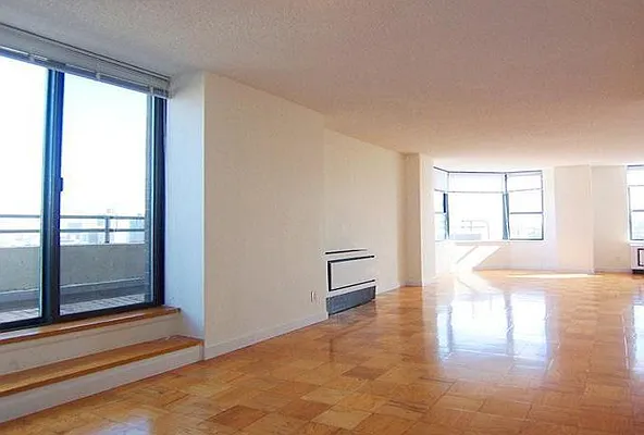 Rented by Keller Williams NYC | media 14