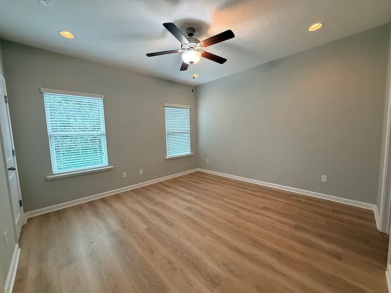 24 Pindo Palm Dr — Photo 22