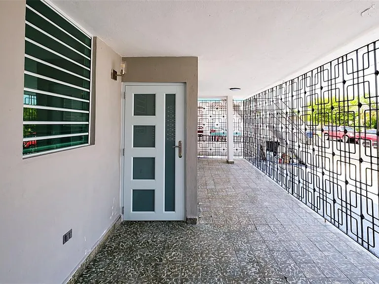 1041B Luis Cordova Chirino Ext — Photo 10