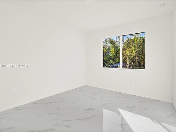 3rd image of 22535 125th Ave Unit 22535