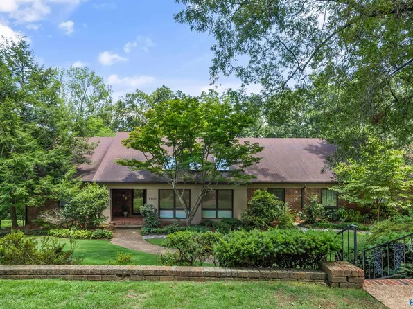 2707 Westminister Way SE, Huntsville, AL 35801
