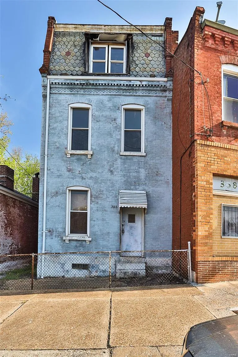 2015 Miami St photo 1