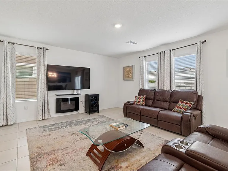 17053 Oval Rum Dr — Photo 16