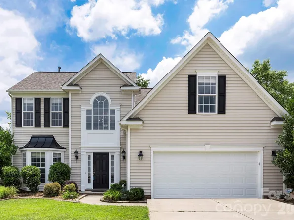 1106 Alyssum Ln, Indian Trail, NC 28079