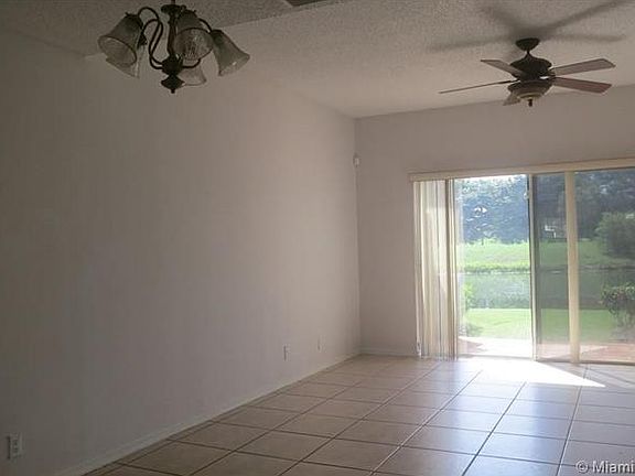 Weston,Townhome for Rent 2/2.5/ $1,700/month