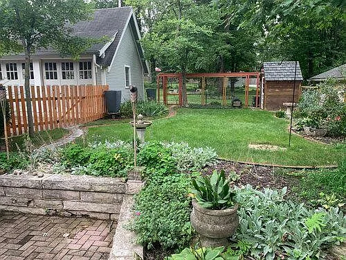 4 bed, 2629 sqft, $5,250 — Photo 2