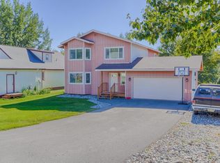 140 E Cascade Ln, Palmer, AK 99645