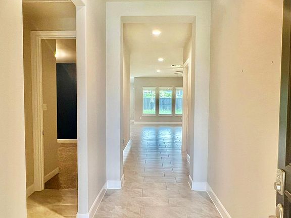 5th image of 2227 Pumpkin Patch Ln