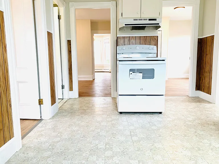 62 Kensington St #2 — Photo 25