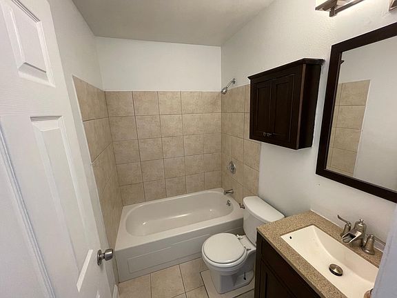 3rd image of 541 Liberty Hl #2