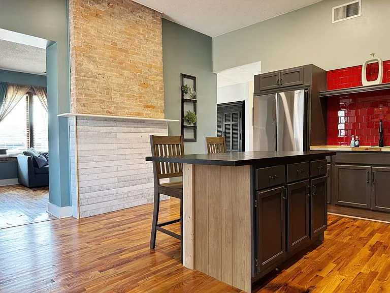 124 Washington Ave #A — Photo 4