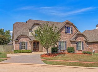 814 Dumaine Dr, Bossier City, LA 71111