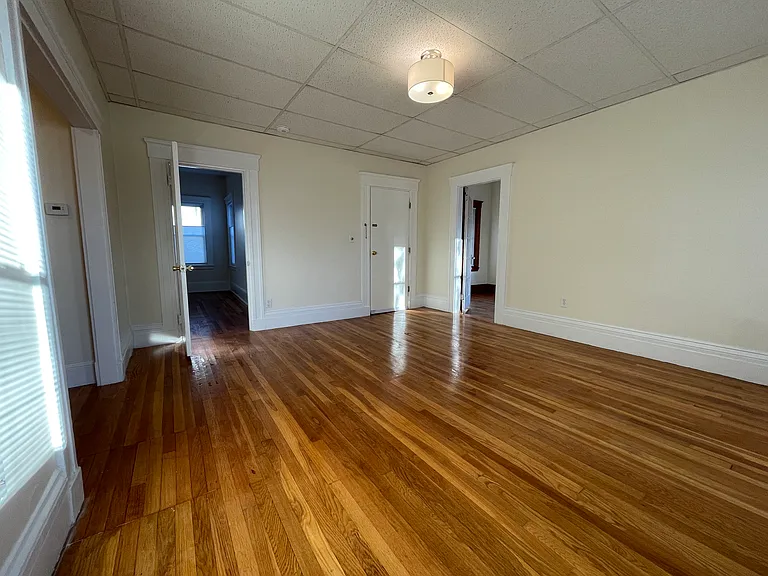 37 Avon St #1 — Photo 11