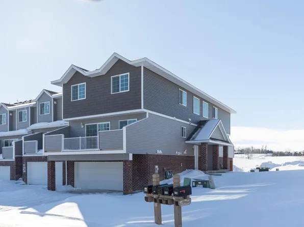634 Shardlow Ln NE, Byron, MN 55920