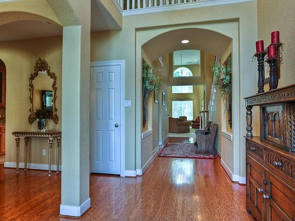 Front entry-opens up to the formal dining on left