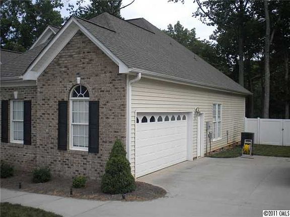 2nd image of 149 Creek Side Dr