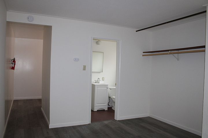 1st image of 2033 Nevin Ave