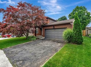 21 Hackney Rdg, Brantford, ON N3P1S9