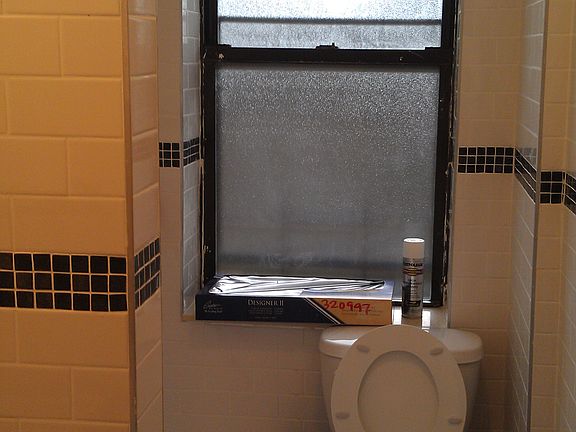 2nd image of 254 Seaman Ave APT B5