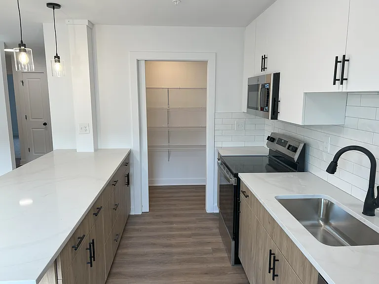 50 Clifford Rd #3-6 — Photo 4