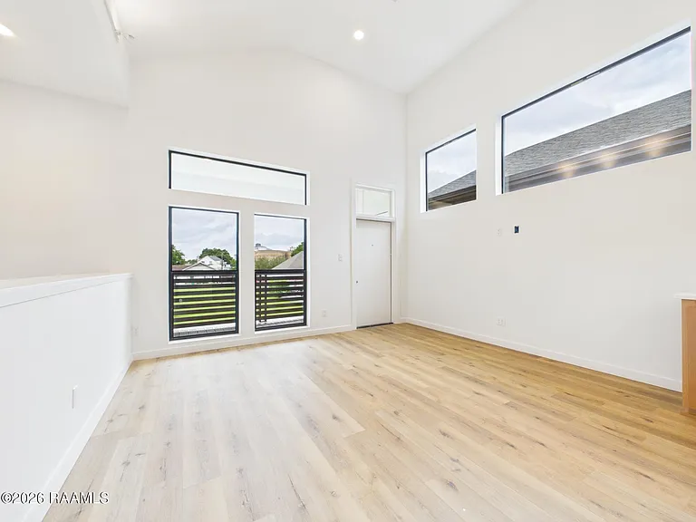 1120 S Washington St #101&201 — Photo 20