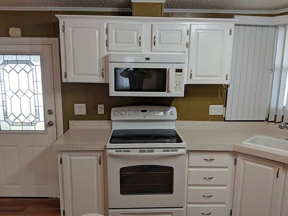 4th image of 183 Lake Michigan Dr