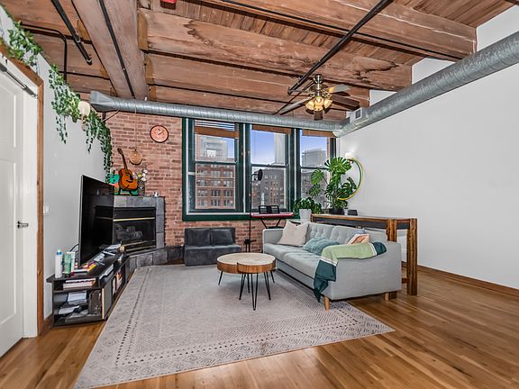 4th image of 732 S Financial Pl APT 601