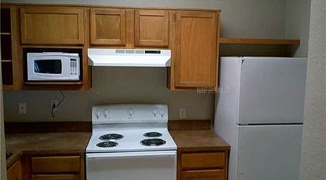 4th image of 3701 Castle Pines Ln APT 3928