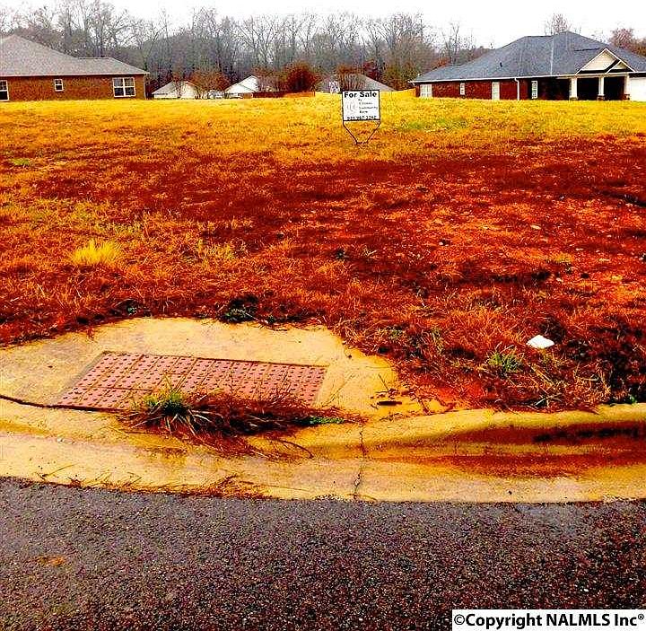 2nd image of 109 Breezy Pointe Ln