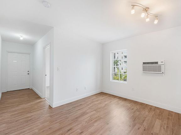 3rd image of 410 76th St #H