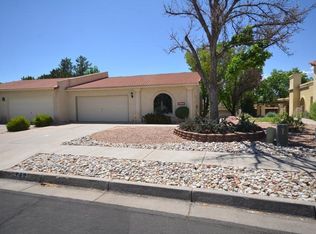 6213 Carruthers St NE, Albuquerque, NM 87111