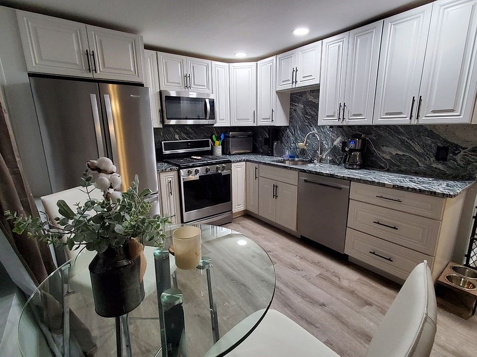2nd image of 68 Fernview Ave APT 2