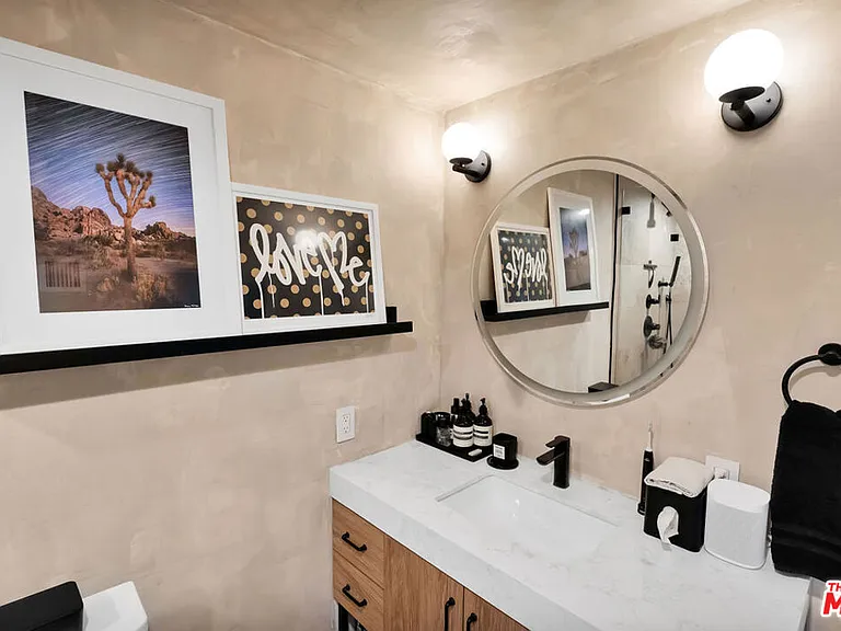 851 N San Vicente Blvd #121 — Photo 16