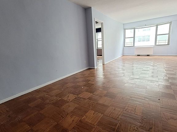 4th image of 245 E 63rd St APT 1003