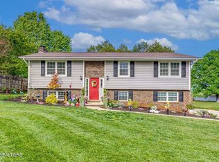 7808 Hallsdale Rd, Knoxville, TN 37938