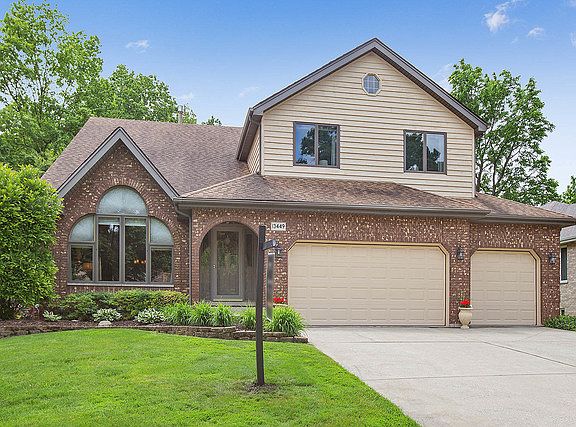 2nd image of 13449 W Oakwood Ct