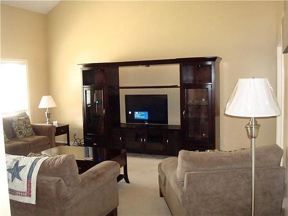 3rd image of 1448 Buchanon Dr #D