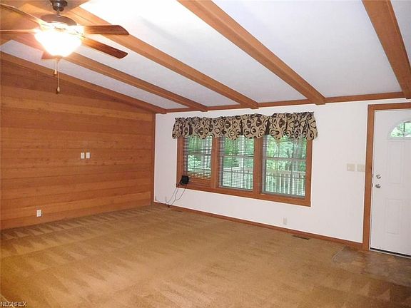 2nd image of 32180 Gurlea St