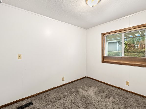 21016 SE Stark St UNIT 62, Gresham, OR 97030