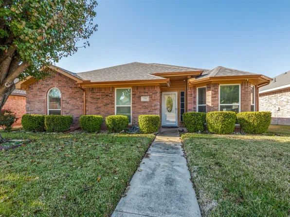 755 Catalina Dr, Lancaster, TX 75146