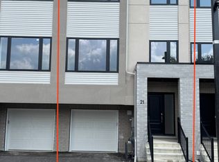 21 Carl Hill Ln, Richmond Hill, ON L4C5W8