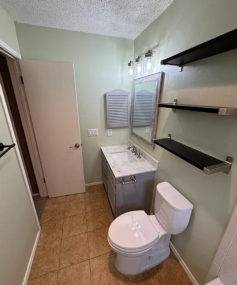 13815 Stone Hollow Dr — Photo 10